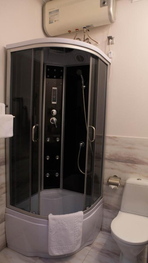 Mini Elegant Hotel เคียฟ ภายนอก รูปภาพ